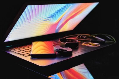 ¿Vale la pena invertir en una MacBook? Todo lo que necesitas saber antes de decidir