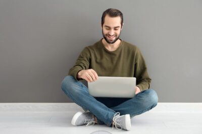 Qué revisar en la batería de una laptop antes de elegir modelo