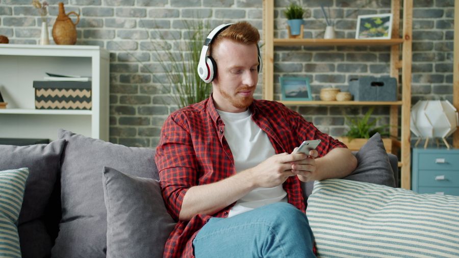Auriculares inalámbricos con smartphone